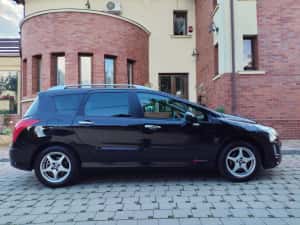 Peugeot 308 / 7 locuri / Cutie Viteze Automată — miniatura 6