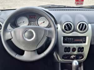 Dacia Logan MCV 1.6 16v — miniatura 4