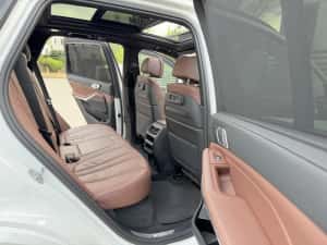BMW X5 45E xDrive 394cp PHEV , M-PAKET PRO , Panorama . Suspensie , Swarovski — miniatura 8