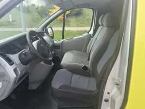 Opel Vivaro  motor 1.9 Modelul Lung — miniatura 8