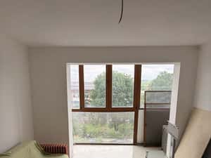 Inchiriez apartament 3 camere decomandat