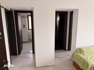Inchiriez apartament 3 camere decomandat — miniatura 6