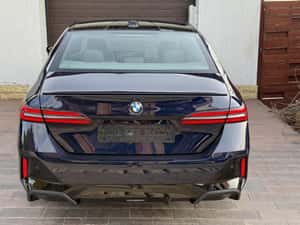 BMW 520d xDrive M Pro Individual - Panorama — miniatura 3