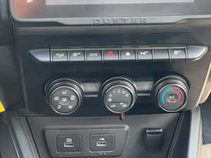 Dacia Duster Manuală 115 HP Diesel — miniatura 7