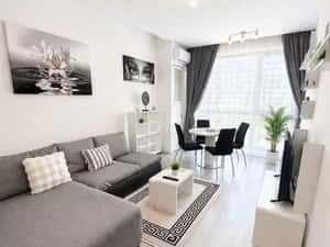 APARTAMENT 2 CAMERE | ONIX BLUE – MAMAIA NORD VEDERE FRONTALĂ LA MARE — miniatura 4