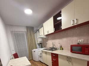 Inchiriez apartament cu o camera + loc de parcare Floresti — miniatura 5