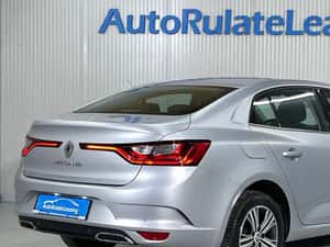 Renault Megane 2023 - 15.990 EUR — miniatura 3