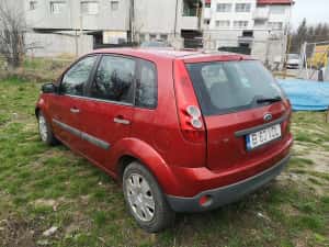 Proprietar vând Ford Fiesta 1.4 TDCI 2007 — miniatura 8