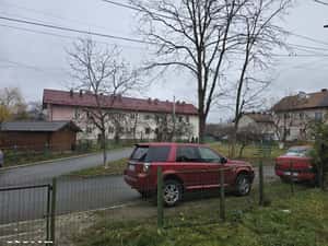 Garsoniera Savinesti spatioasa in zona curata — miniatura 3