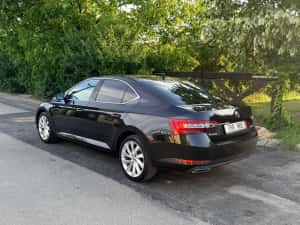 Skoda octavia superb — miniatura 4