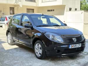 Dacia Sandero 2011 Editie ORANGE 72.000 KM — miniatura 4