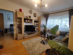 Apartament 3 camere, 54 mp, etajul 2, zona Rogerius — miniatura 2