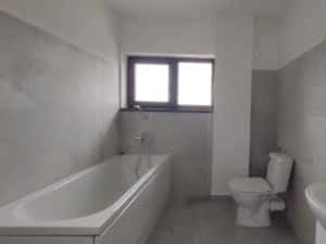 Apartament 3 camere, Zona Freidorf - Scara interioara, terasa 21 mp — miniatura 7