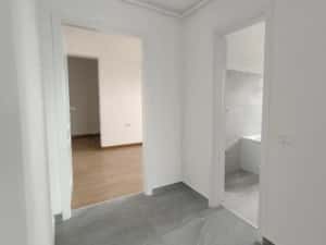 Apartament 3 camere, Zona Freidorf - Scara interioara, terasa 21 mp — miniatura 10