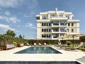 PROPRIETAR | 4 camere | Triana | Piscină & Sală Fitness 0% comision — miniatura 2