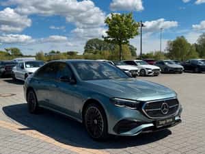 Mercedes-Benz E 300 Hibrid 2023, 4.529 km, 68.244 EUR