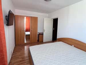 Apartament de închiriat, 2 camere, 50 mp, Andrei Mureșanu zona Becaș — miniatura 5