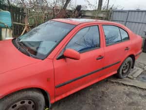 Vand Skoda Octavia I 2000 Benzina 18 cmc Neavariata — miniatura 2