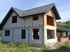 Vand / schimb cu auto casa  la tara — miniatura 8