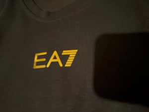 Tricou EA7 Emporio Armani negru logo auriu, XXL — miniatura 3