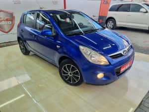 Hyundai i20, an 2009, motor 1.3benzina, 78cp, euro 4, rate fixe, avans 0%, livrare gratuita — miniatura 3
