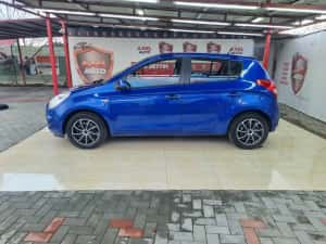 Hyundai i20, an 2009, motor 1.3benzina, 78cp, euro 4, rate fixe, avans 0%, livrare gratuita — miniatura 5