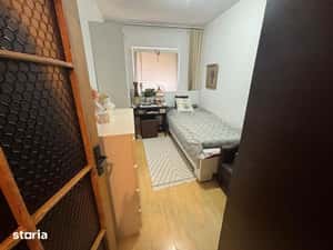 Apartament decomandat 4 camere Podul de Fier — miniatura 5