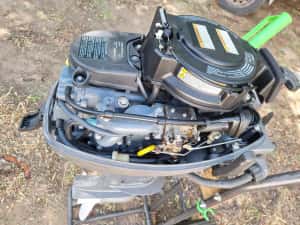 Barca YAMAHA + motor YAMAHA 8 cp — miniatura 4