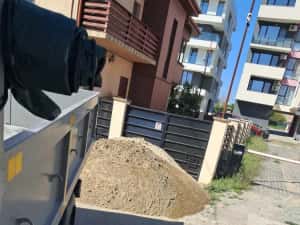 Bene moloz/ nisip/piatra/balastru/pamant vegetal -umplutura . — miniatura 6