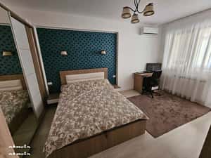 Vand apartament 4 camere in Prelungirea Ghencea, Cartierul Latin — miniatura 3