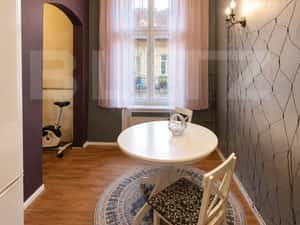 Apartament elegant cu tavane inalte si farmec interbelic — miniatura 5
