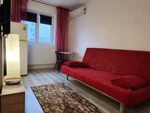 Unirii, Piata Alba Iulia, Decebal, garsoniera de inchiriat.
