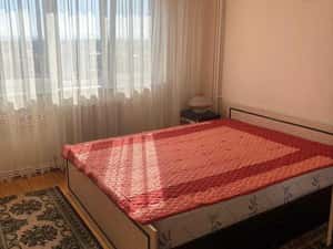 Inchiriez apartament — miniatura 2