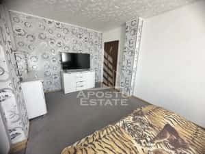 Apartament cu 3 camere, zona Soarelui, 72mp, Centrala proprie