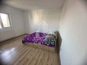 Apartament cu 3 camere, zona Soarelui, 72mp, Centrala proprie — miniatura 4