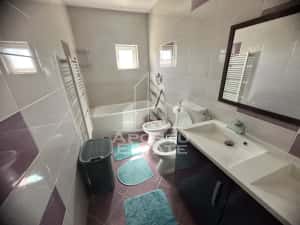 Apartament cu 3 camere, zona Soarelui, 72mp, Centrala proprie — miniatura 5