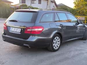 Vând Mercedes-Benz E 200 CDI, an 2011, break, diesel, cutie automată. — miniatura 3