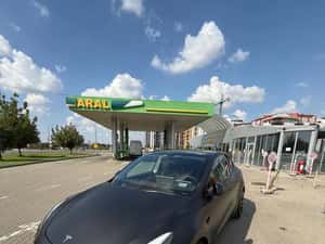 Vând Tesla MY Performance, 534 CP, tracțiune integrală — miniatura 5