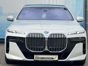 BMW 740, 2025, 5.400 km, Diesel, 299 CP, Automat — miniatura 6