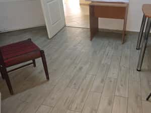 Inchiriez spatiu comercial in Deva, zona ultracentrala (Bld Decebal colt cu I. Creanga), 70 mp — miniatura 9