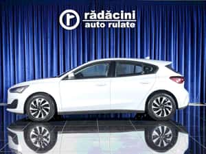 Ford Focus Automată 125 HP Benzină — miniatura 6