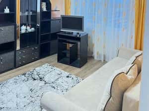 Inchiriez apartament 2 camere metrou 1 decembrie