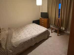 Vanzare apartament 4 camere Militari Gorjului