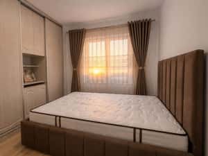 CONTRACT ANAF! Apartament cu 2 camere, decomandat, CENTRAL, 57mp, 500 — miniatura 2