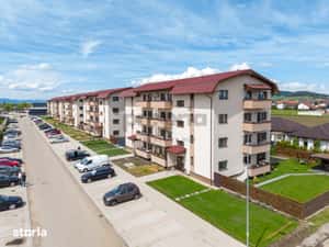 O% COMISION APARTAMENT 2 CAMERE + PARCARE - LANGĂ STREET MALL SANPETR — miniatura 5