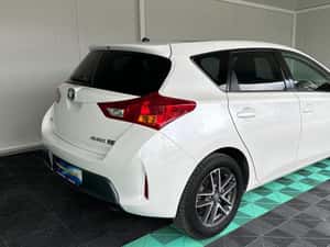 Toyota Auris Automată 122 HP Hibrid (B/E) — miniatura 3
