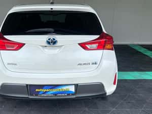 Toyota Auris Automată 122 HP Hibrid (B/E) — miniatura 4