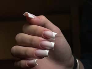 Pun unghii cu gel sau semi la preturi avantajoase — miniatura 9