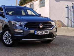 Volkswagen T-Roc SUV 2021, 180.000 km, 18.000 EUR