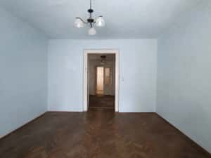 De vânzare | Casă renovabilă cu teren 601 mp | Gruia zona 7 Străzi — miniatura 6